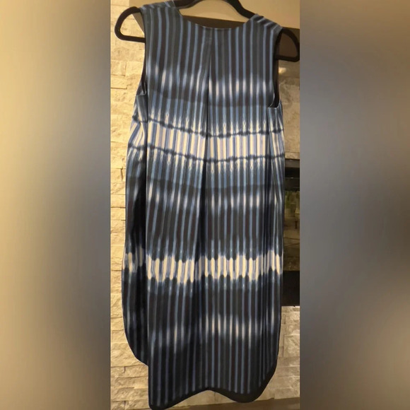 Vince Silk geometric print sheath dress size Small - Picture 4 of 9